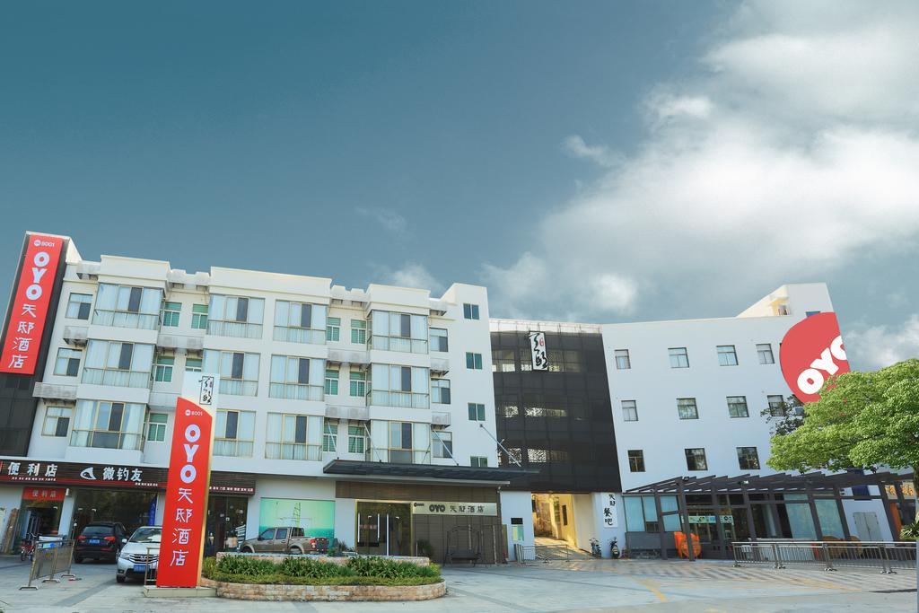 Oyo8001 Tiandi Hotel Shenzhen Exterior photo